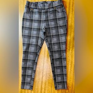 NYCC Petite Medium Pull Up plaid Pant